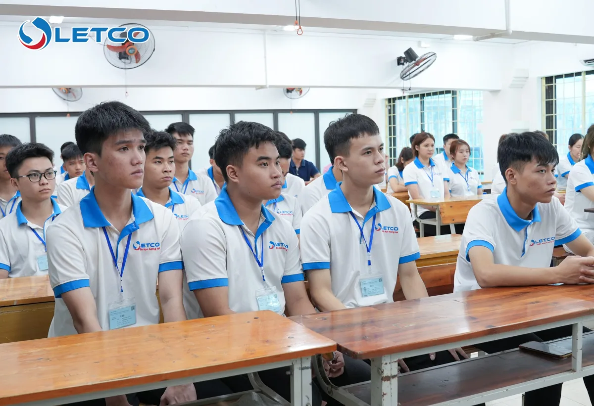 Giai đoạn 3: Nước rút (9-6 tháng trước nhập học)